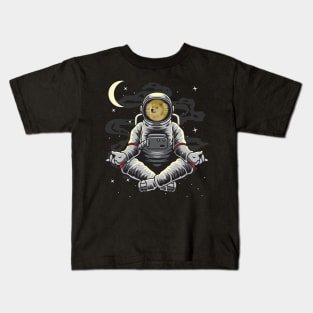 Astronaut Yoga Dogecoin DOGE Coin To The Moon Crypto Token Cryptocurrency Wallet Birthday Gift For Men Women Kids Kids T-Shirt